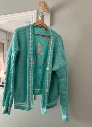 Cardigan Taylor Swift 1989, marque: Taylor Swift, état: Très bon état, taille: L / 40 / 12, 15,00 €, 16,45 € Protection acheteurs incluse