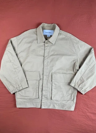 Veste surchemise oversize Calvin Klein taille S couleur beige, marca: Calvin Klein, estado: Muy bueno, tamaño: S, 35,00 €, 37,45 € Protección al comprador incluida