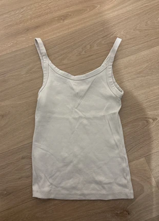 Haut H&M, brand: H&M, condizioni: Ottime, taglia: S / IT 40 / EU 36, €1.50, €2.28 include la Protezione acquisti