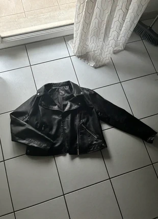veste cuir perfecto noir femme, marke: Primark, zustand: Neu, größe: L / 40 / 12, 9,00 €, 10,15 € inklusive Vinted-Käuferschutz