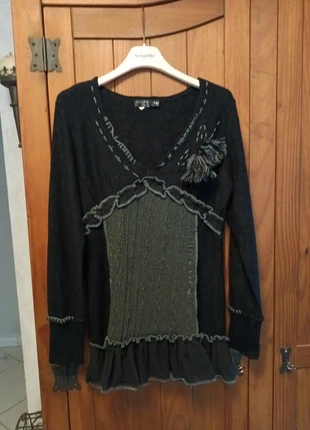 Pull noir et gris original femme marque Forla Paris, marque: FORLA PARIS, état: Bon état, taille: M / 38 / 10, 5,00 €, 5,95 € Protection acheteurs incluse