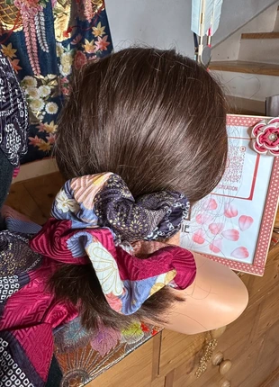 Chouchou kimono furisode Neuf grand modèle, merk: Kimono, staat: Nieuw zonder prijskaartje, € 10,00, € 11,20 inclusief Kopersbescherming Pro