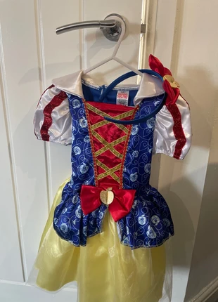 Snow White fancy dress, brand: B&M, condition: Very good, size: 3 years / 98-103 cm, £3.00, £3.54 includes Buyer Protection