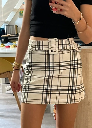Jupe à carreaux Zara, marke: Zara, zustand: Sehr gut, größe: XS / 34 / 6, 11,00 €, 12,25 € inklusive Vinted-Käuferschutz
