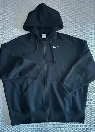 Tres joli sweat Nike oversize taille xs neuf, marke: Nike, zustand: Neu, größe: XS / 34 / 6, 59,00 €, 62,65 € inklusive Vinted-Käuferschutz