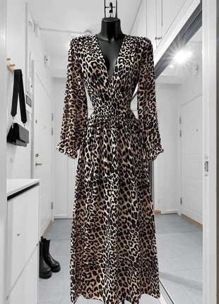 Robe léopard longue, marca: Boutique Italiana, estado: Muy bueno, tamaño: M / 38 / 10, 35,00 €, 37,45 € Protección al comprador Pro incluida