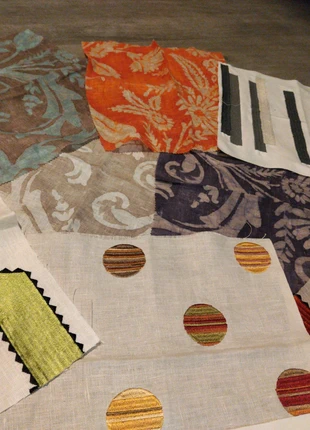 9 petits carrés tissus sympa multicolores voir annonce, brand: ne sais plus, condizioni: Ottime, €2.80, €3.64 include la Protezione acquisti