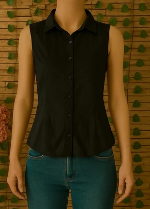 🌸Blouse noire H&M Taille 38🌸, merk: H&M, staat: Heel goed, maat: M / 38 / 10, € 5,00, € 5,95 inclusief Kopersbescherming Pro