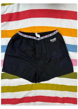 Short pyjama Love Moschino taille XS noir bande blanche et rouge, brand: Love Moschino, condizioni: Ottime, taglia: XS, €14.00, €15.40 include la Protezione acquisti