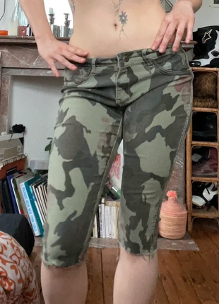 Capri réversible, pantacourt, marque: pas de marque, état: Très bon état, taille: M / 38 / 10, 6,00 €, 7,00 € Protection acheteurs incluse