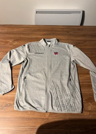 Veste de survêtement Clermont Foot Auvergne Uhlsport, merk: Uhlsport, staat: Heel goed, maat: L, € 5,00, € 5,95 inclusief Kopersbescherming