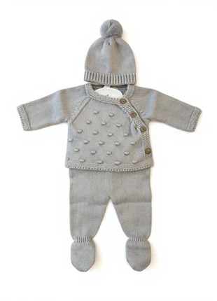 Completino gettine + cardigan + cappellino, marca: Baby Fashion, estado: Novo com etiquetas, tamanho: 3-6 meses / 62 cm, €24.00, €25.90 inclui Proteção do Comprador Pro