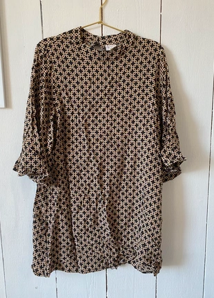 robe mi longue h&m, marque: H&M, état: Très bon état, taille: XL / 42 / 14, 2,00 €, 2,80 € Protection acheteurs incluse