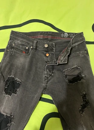 👖 Jeans Diesel Tepphar – Slim – Taglia W27 L32, brand: Diesel, condizioni: Ottime, taglia: M, €89.00, €94.15 include la Protezione acquisti