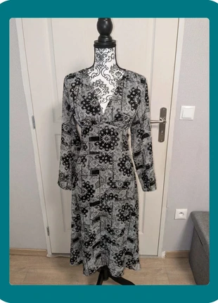 Robe The Kooples taille S neuve avec étiquette, brand: The Kooples, condizioni: Nuovo con cartellino, taglia: S / IT 40 / EU 36, €76.00, €80.50 include la Protezione acquisti