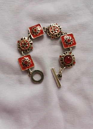 Bracelet rouge élégant – Très bon état, brand: Entre Guillemets, condizioni: Ottime, €24.00, €25.90 include la Protezione acquisti