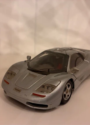 Voiture Mc Lauren F1 grise 1993 échelle 1/24 collection Shell, merk: Shell, staat: Heel goed, maat: Universeel, € 10,00, € 11,20 inclusief Kopersbescherming