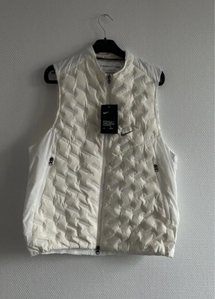 Veste sans manches Nike Therma-Fit ADV, merk: Nike, staat: Nieuw met prijskaartje, maat: S, € 65,00, € 68,95 inclusief Kopersbescherming