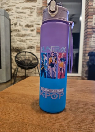 Gourde demon hunters kpop huntrix 750ml, condition: New with tags, €12.00, €13.30 includes Buyer Protection