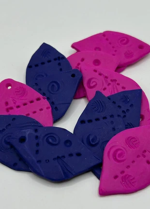 Hangers mix polymeer roze paars, staat: Heel goed, € 1,00, € 1,75 inclusief Kopersbescherming Pro