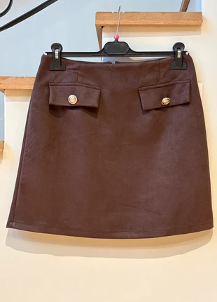 Jupe Courte Effet Daim Marron Neuve, marca: Boutique Parisienne, estado: Novo com etiquetas, tamanho: M / 38 / 10, €25.00, €26.95 inclui Proteção do Comprador