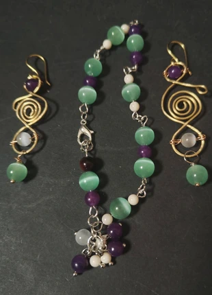 Orecchini+Bracciale verde,viola, marque: fatto a mano, état: Neuf sans étiquette, 9,00 €, 10,15 € Protection acheteurs incluse