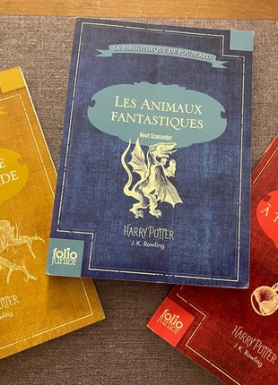 La bibliothèque de Poudlard - Lot de 3 livres, état: Très bon état, 9,00 €, 10,15 € Protection acheteurs incluse