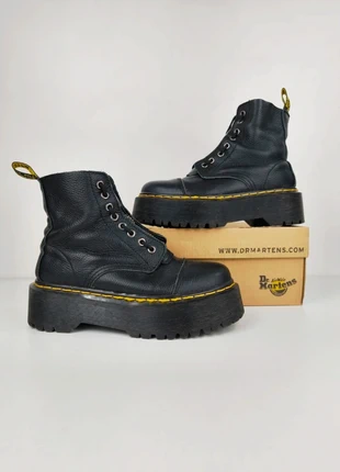 Dr Martens Platform en Cuir - Taille 39 - Confort et Robustesse iconique - Prix en boutique : 230€, marke: Dr. Martens, zustand: Sehr gut, größe: 39, 89,00 €, 94,15 € beinhaltet Vinted-Käuferschutz Pro