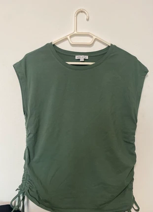 Canotta donna verde, marque: Holistic Silk, état: Très bon état, taille: XL / 42 / 14, 8,00 €, 9,10 € Protection acheteurs incluse