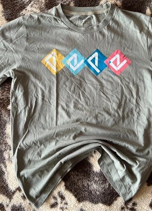 T-shirt Pepe Jeans - taille S, marque: Pepe Jeans, état: Très bon état, taille: S, 4,00 €, 4,90 € Protection acheteurs incluse