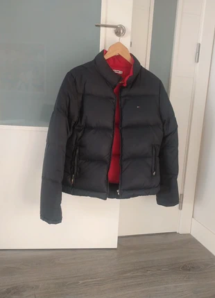 Plumas negro, brand: Tommy Hilfiger, condizioni: Ottime, taglia: M / IT 42 / EU 38, €59.00, €62.65 include la Protezione acquisti