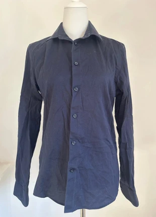 Chemise unies homme marine celio en très bon état taille 36/S, marque: Celio, état: Très bon état, taille: S, 8,00 €, 9,10 € Protection acheteurs incluse