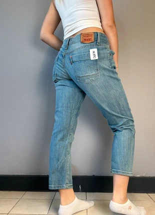 K170 Jean Levi’s Femme Capris, merk: Levi's, staat: Heel goed, maat: L / 40 / 12, € 29,99, € 32,19 inclusief Kopersbescherming Pro