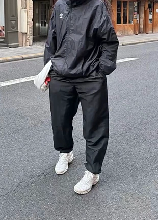 Pantalon de survêtement imperméable Quechua – Noir – Taille L, marque: Quechua, état: Neuf sans étiquette, taille: L / 40 / 12, 16,00 €, 17,50 € Protection acheteurs incluse