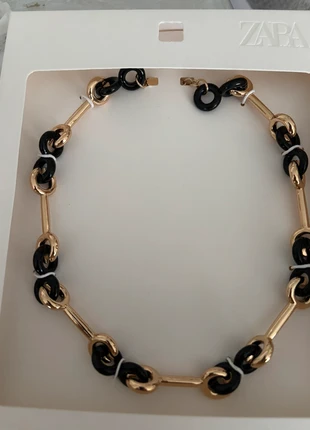 Collier Zara doré et noir neuf, brand: Zara, condition: New with tags, €17.00, €18.55 includes Buyer Protection