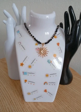 Collier soleil bohème doré perles noirs strass, état: Très bon état, 5,50 €, 6,48 € Protection acheteurs (Pro) incluse