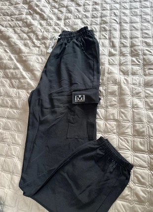 Cargo donna, brand: Mai, condizioni: Nuovo senza cartellino, taglia: Taglia unica, €2.00, €2.80 include la Protezione acquisti