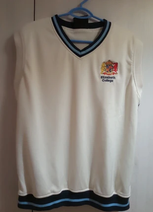 Chaleco, merk: GM, staat: Heel goed, maat: M / 38 / 10, € 9,00, € 10,15 inclusief Kopersbescherming