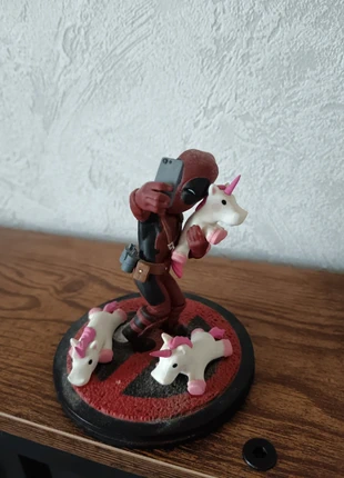 Figurine Qfig deadpool, brand: Deadpool, condizioni: Buone, taglia: Prematuri, fino a 44 cm, €4.00, €4.90 include la Protezione acquisti