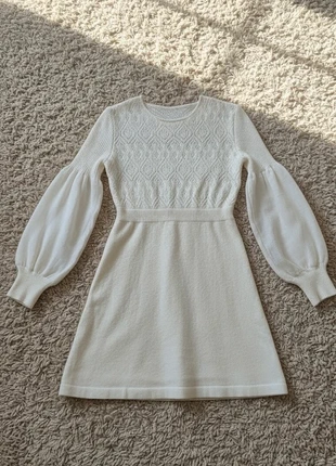 Robe en maille blanche manches bouffantes, brand: moonveil, condizioni: Ottime, taglia: S / IT 40 / EU 36, €48.99, €52.14 include la Protezione acquisti