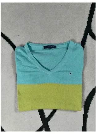 Pull Tommy Hilfiger Col V Taille M vert bleu noir rayé Femme Women PULL399, merk: Tommy Hilfiger, staat: Heel goed, maat: M / 38 / 10, € 14,99, € 16,44 inclusief Kopersbescherming Pro