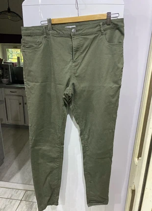 Pantalon t46 vert kaki, marke: Fashion Private Company, zustand: Sehr gut, größe: XXXL / 46 / 18, 2,00 €, 2,80 € inklusive Vinted-Käuferschutz