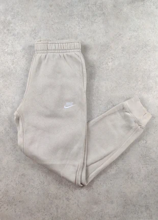 Survêtement / Jogging Nike club fleece logo brodé | Taille S | Beige, brand: Nike, condition: Very good, size: S / 36 / 8, €20.00, €21.70 includes Buyer Protection