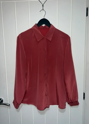 Vintage Coral Pink Satin Blouse – Size 14, brand: Vintage, condition: Very good, size: M / UK 12-14, £6.00, £7.00 includes Buyer Protection