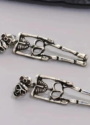 BO squelette femme Neuve, marke: Boutique Parisienne, zustand: Neu, mit Etikett, 4,00 €, 4,90 € inklusive Vinted-Käuferschutz