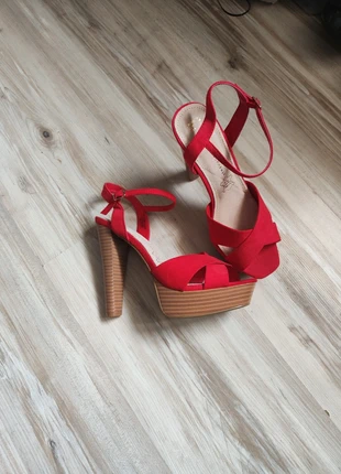 Talons atmosphère rose fuschia - Taille 38 - Neuve, marque: Atmosphere, état: Très bon état, taille: 38, 3,00 €, 3,85 € Protection acheteurs incluse