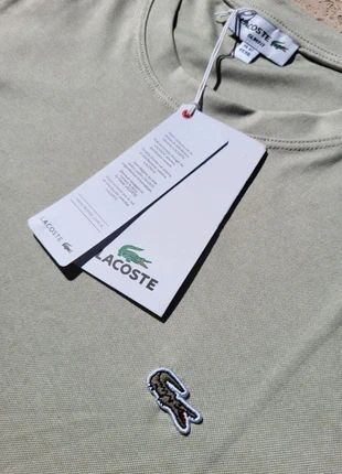 T-shirt Lacoste Taille 2XL Neuf jamais porté avec étiquettes, marque: Lacoste, état: Très bon état, taille: XXL, 19,99 €, 21,69 € Protection acheteurs incluse