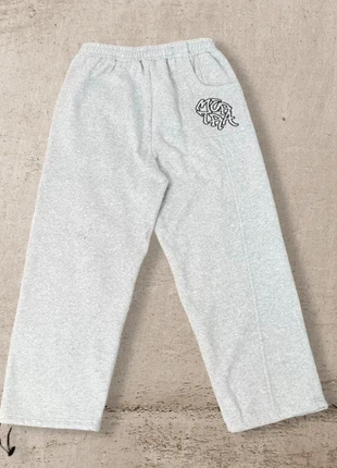 Jogging Mertra Baggy, marque: mertra, état: Neuf avec étiquette, taille: M, 70,00 €, 74,20 € Protection acheteurs incluse