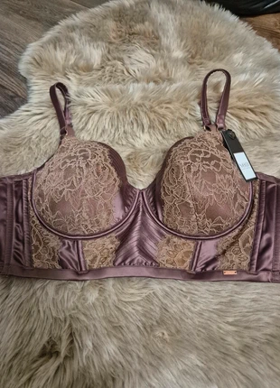 Hunkmöller bh Noir collectie, merk: Hunkemöller, staat: Nieuw met prijskaartje, maat: 85E, € 12,50, € 13,83 inclusief Kopersbescherming