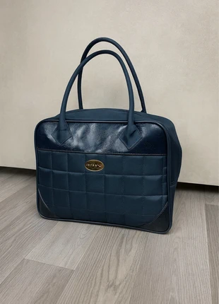 Sac vintage Carven Paris bleu marine – Style matelassé & détails fleuris, brand: Carven, condition: Very good, €20.00, €21.70 includes Buyer Protection